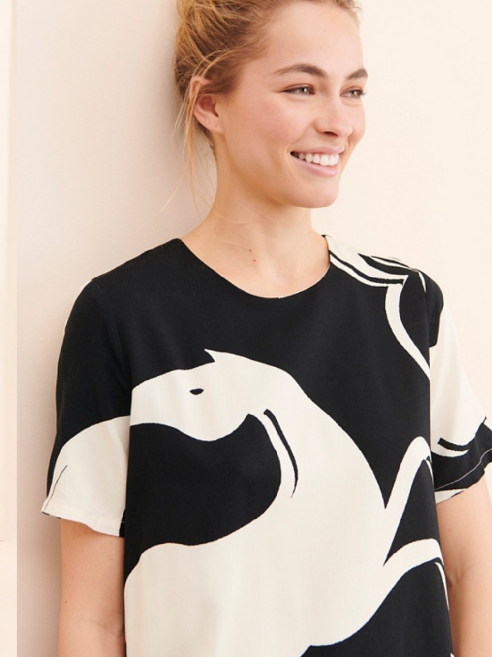 Corey Lynn Calter, Caballos Midi Dress. Graphic Horse Print. Black/White. Size M - Picture 4 of 12